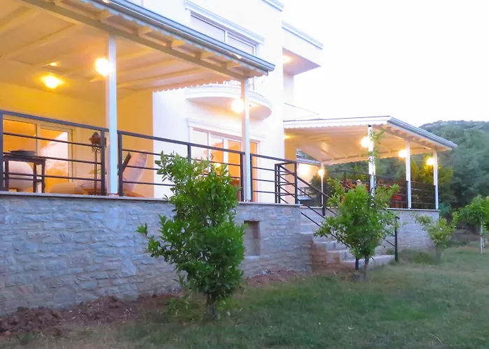 White * داتْشا